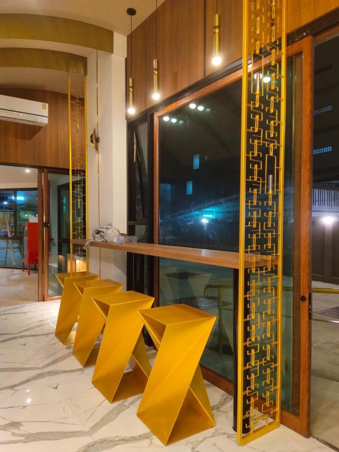 S3 Huahin Hotel Exterior photo
