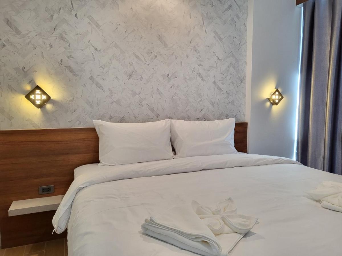 S3 Huahin Hotel Exterior photo