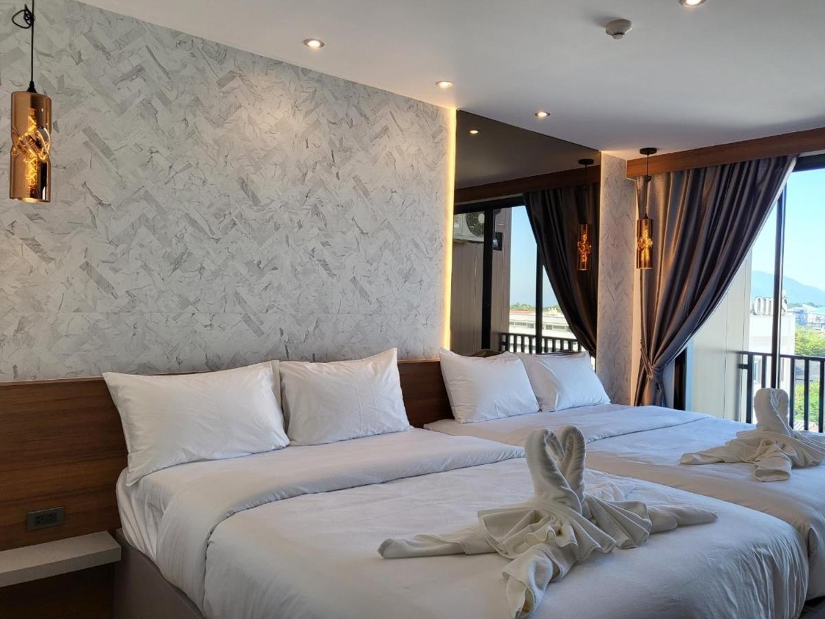 S3 Huahin Hotel Exterior photo