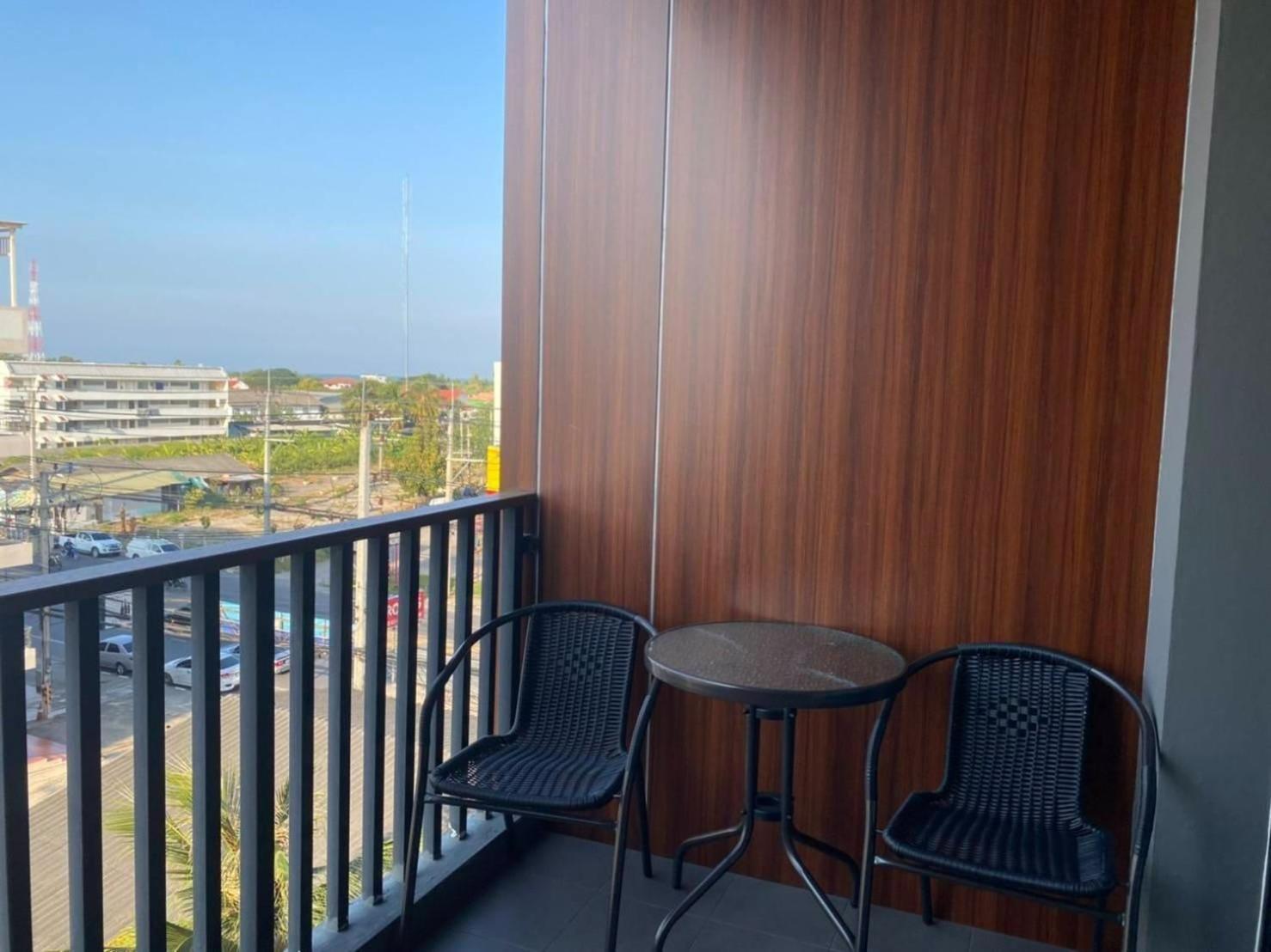 S3 Huahin Hotel Exterior photo